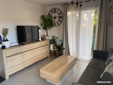 t2 avec jardin et parking