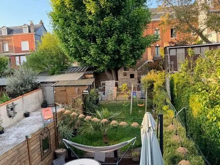 grande maison de 120m2 totalement meublée et équipée  avec jardin de 100m2