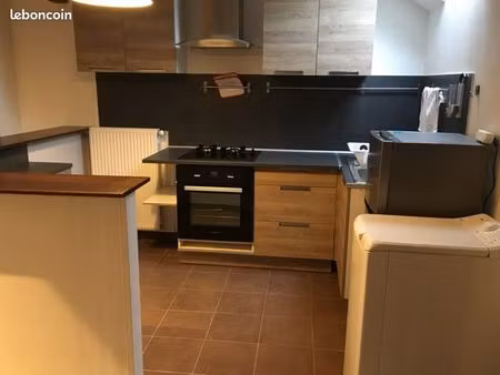 location f2 entièrement meublé
