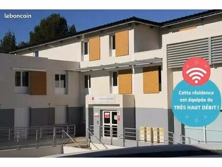 studio 1 pièce 19 m²