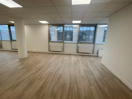 vente locaux professionnels 0 pièces 114 m² à nanterre (92000)  217 170 €