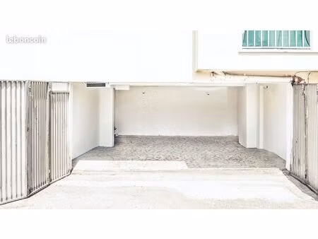 rare à nice – double garage 33 m² + stockage – direct vendeur