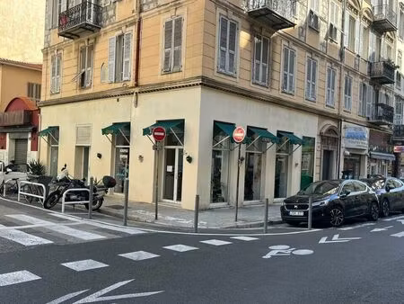 local commercial 110 m² nice