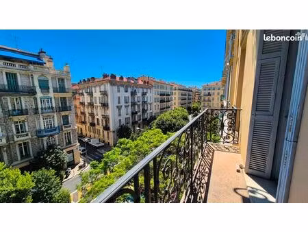 local d'activités 205 m² nice