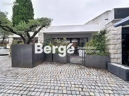 local commercial 113 m²