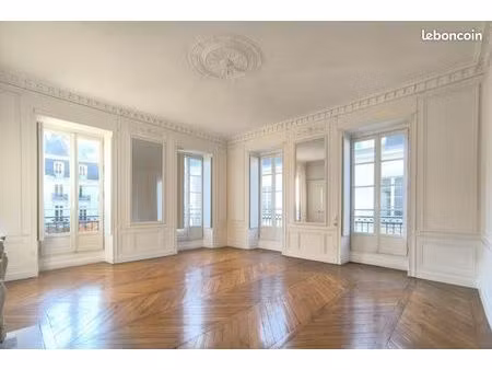 bureaux 130 m²