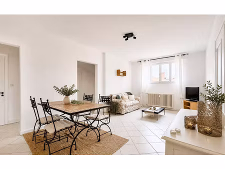 appartement lyon 3 51.2 m² t-2 à vendre  250 000 €