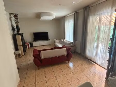 maison familiale proche du centre ville d’oyonnax