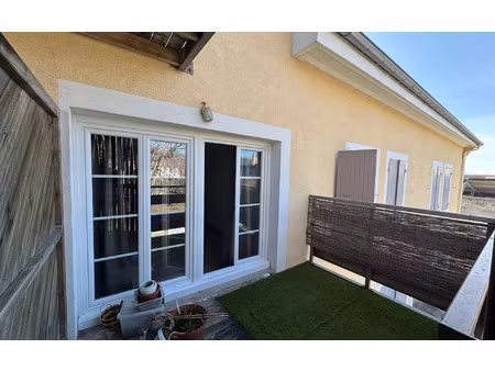 location appartement  m² t-2 à saint-marcellin  590 €