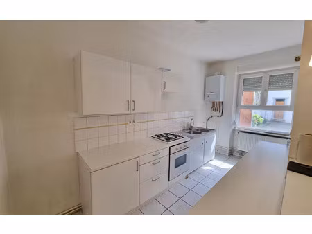 location appartement  m² t-2 à strasbourg  581 €