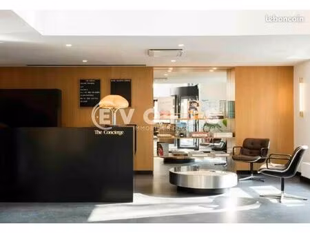 bureaux 289 m²