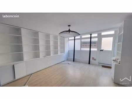 local 40 m² paris