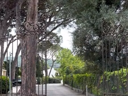 cottage à st tropez