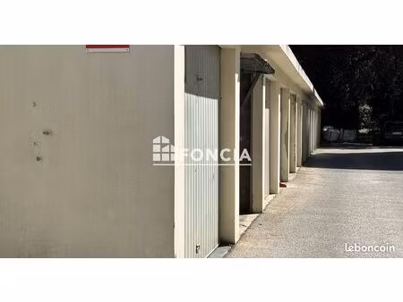 seyne sud- pas du loup - garage - copropriété fermée