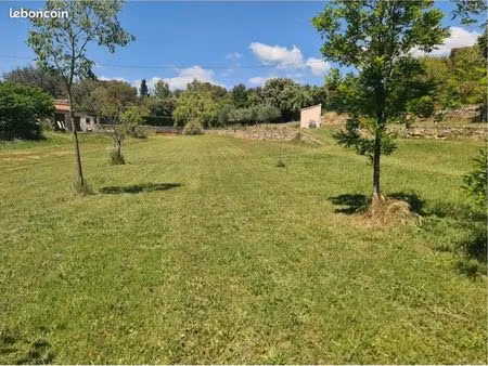 terrain 600 m² pourrieres