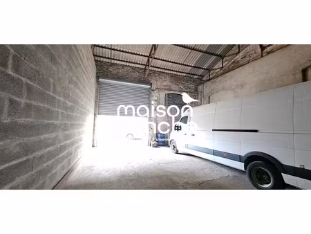 vente immeuble 200 m² à le thou (17290)  159 100 €