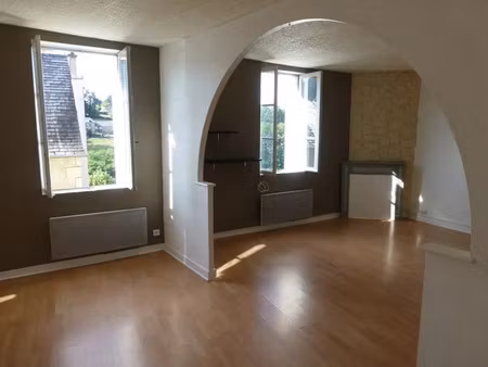 vente immeuble 0 pièces à uzerche (19140)  139 999 €