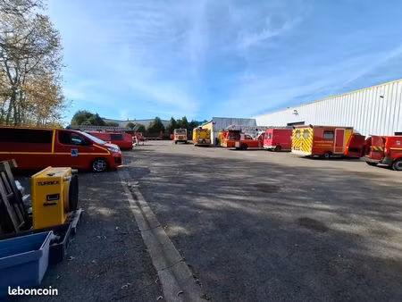 à vendre – local d’activité/entrepot de 2 154 m² sur parcelle de 5 996 m² – laon (02000)