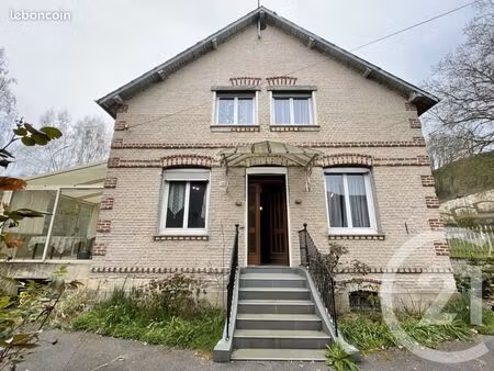 maison 6 pièces 137 m²