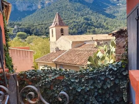 maison de village le revest-les-eaux