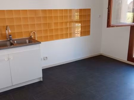 appartement f2 centre ville commentry