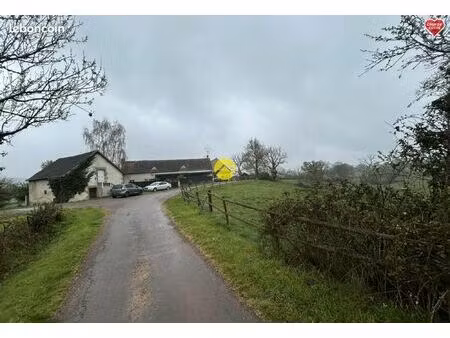 longère avec dépendances et terrain