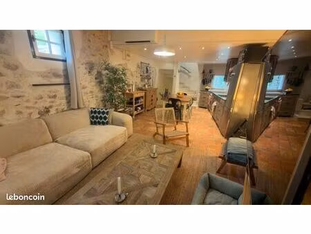 hyères – rue paradis – maison de ville de charme avec garage – ambiance unique
