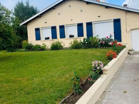 petite maison à vendre quelques rafraîchissement