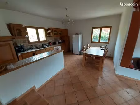 maison 150m2  jardin 445m2