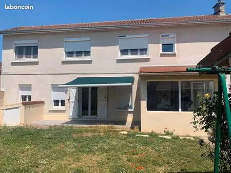 maison 116 m² rénovée – 4 ch – jardin + garage – centre sens
