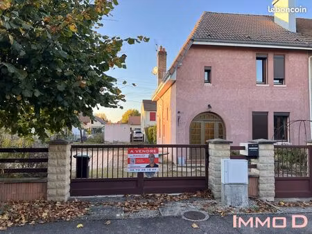 maison 5 pièces 84 m²