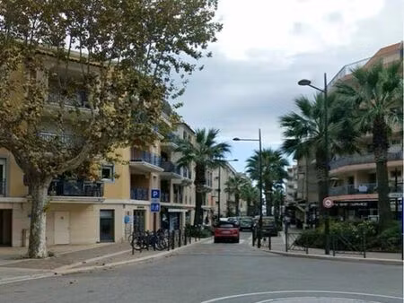 magasin 150 m² centre-ville