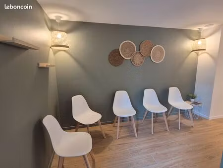 bureau à louer sainte maxime centre ville dans cabinet pluridisciplinaire