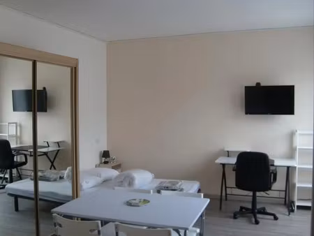 location meublée appartement 1 pièce 33 m² à bourges (18000)  560 €