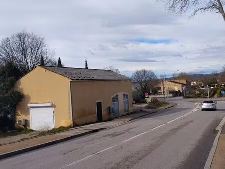 local commercial à louer