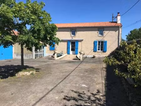 vente maison à luché-thouarsais (79330) : à vendre / 104m² luché-thouarsais