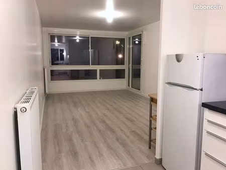 t2 récent 47 1 m² – centre-ville brétigny-sur-orge – face gare – parking