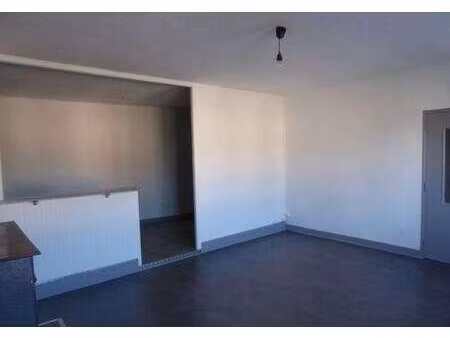 location appartement 3 pièces à saint-loubès (33450) : à louer 3 pièces / 90m² saint-loubè