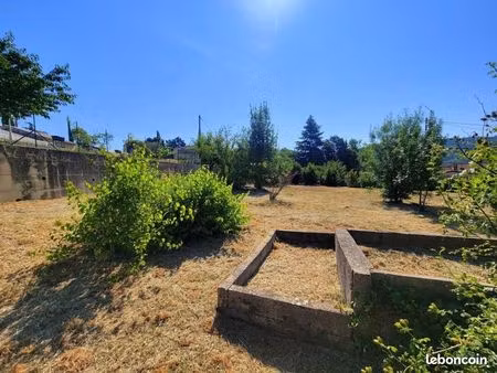 terrain 830 m² saint julien en saint alban