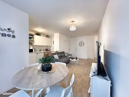 appartement 3 pièces 62 m²