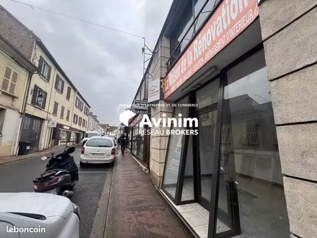 local commercial 28 m² saint-chéron