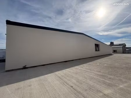 local 292 m² milly-la-forêt