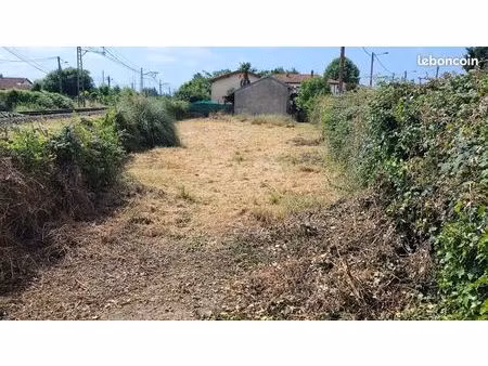 terrain constructible 469 m²