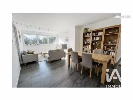 appartement 3 pièces 82 m²