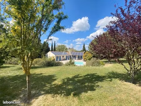 propriété 6 pièces 175 m²