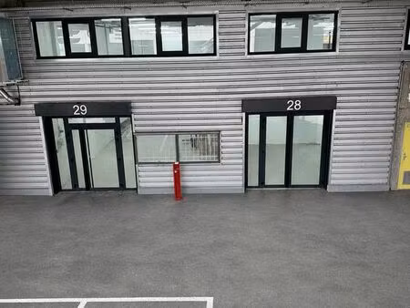 pantin local d’activité 270 m2 avec 2 bureaux neuf – hsp 6 40 m – possibilité 560 m² avec 