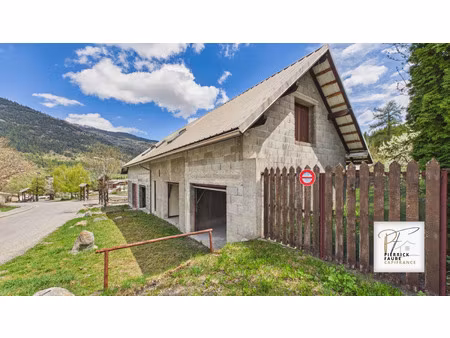 local professionnel à vendre la salle les alpes 270m2 195 000€
