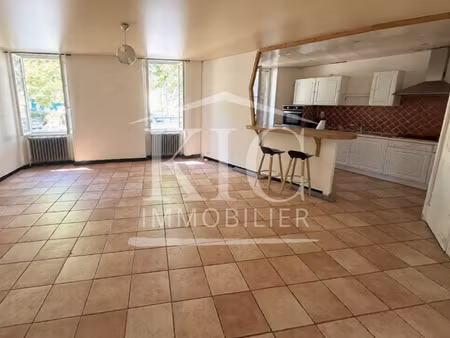 carcassonne proche centre-ville - appartement t4 - balcon -