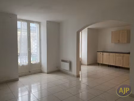 appartement nozay 3 pièce(s)