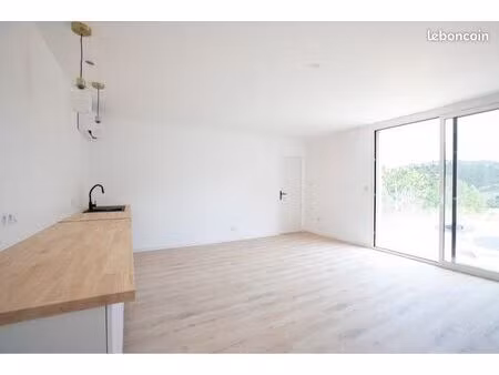 location grand t3 lumineux à l’année